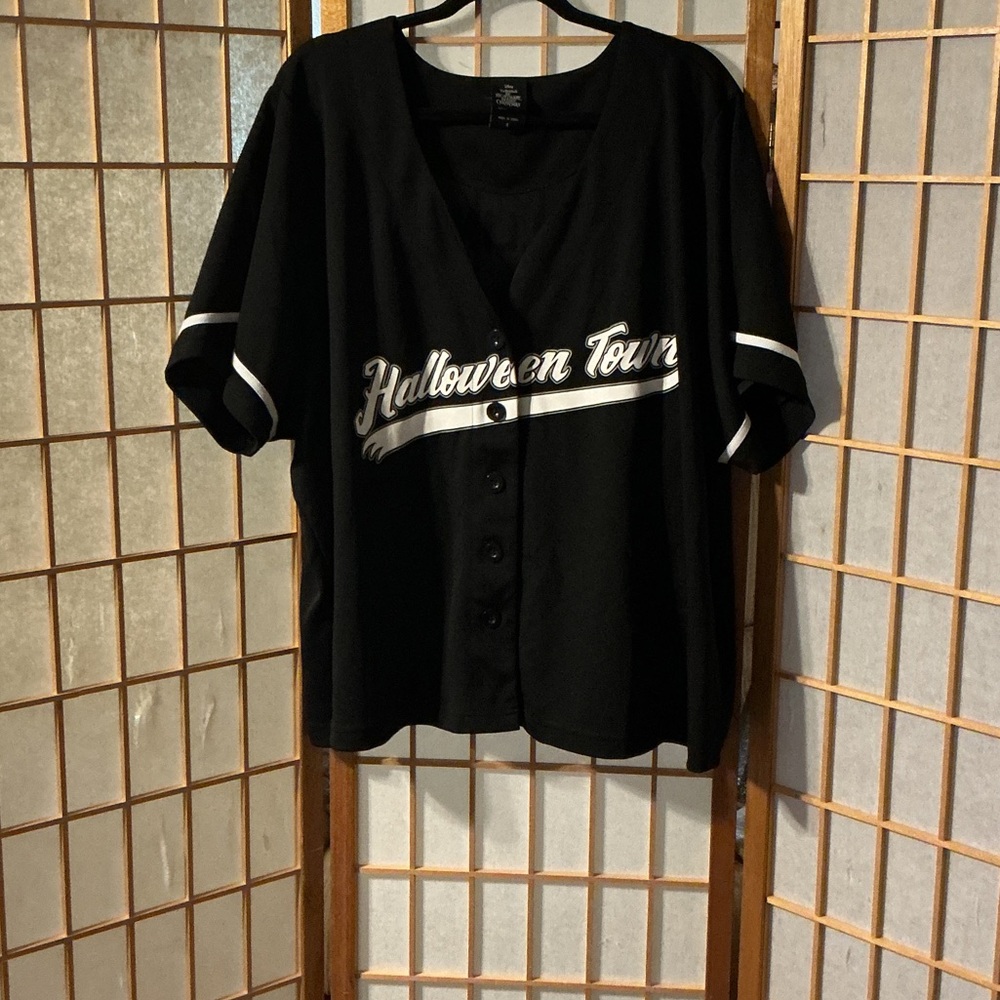 Disney Black and White Women's Jersey Top